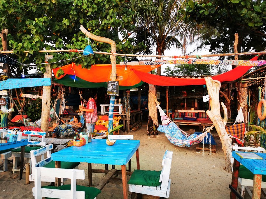 Krit Friendly Bar&Diner